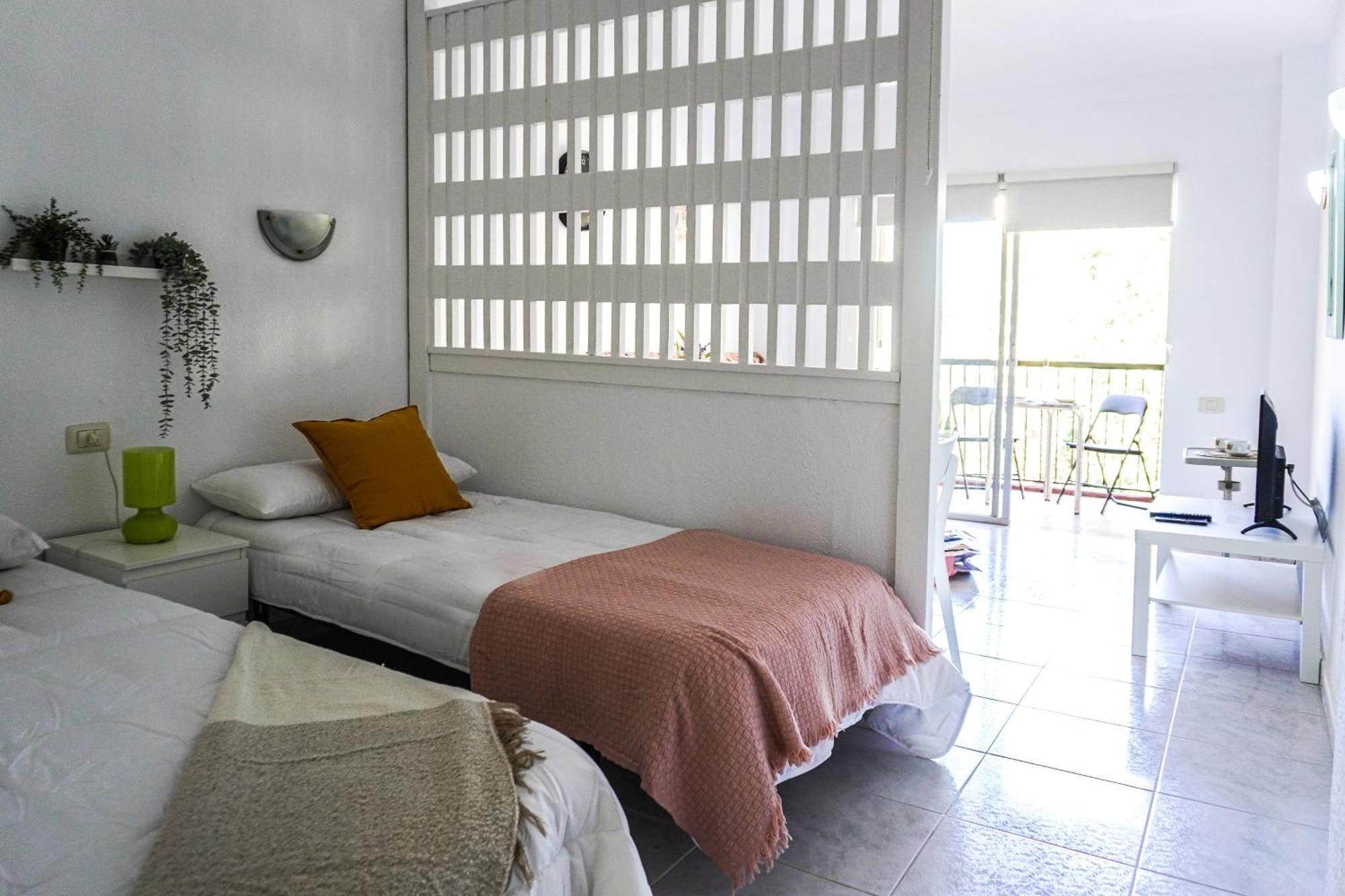 Modern Studio Close To The Beach With Pool Puerto de la Cruz  Eksteriør billede